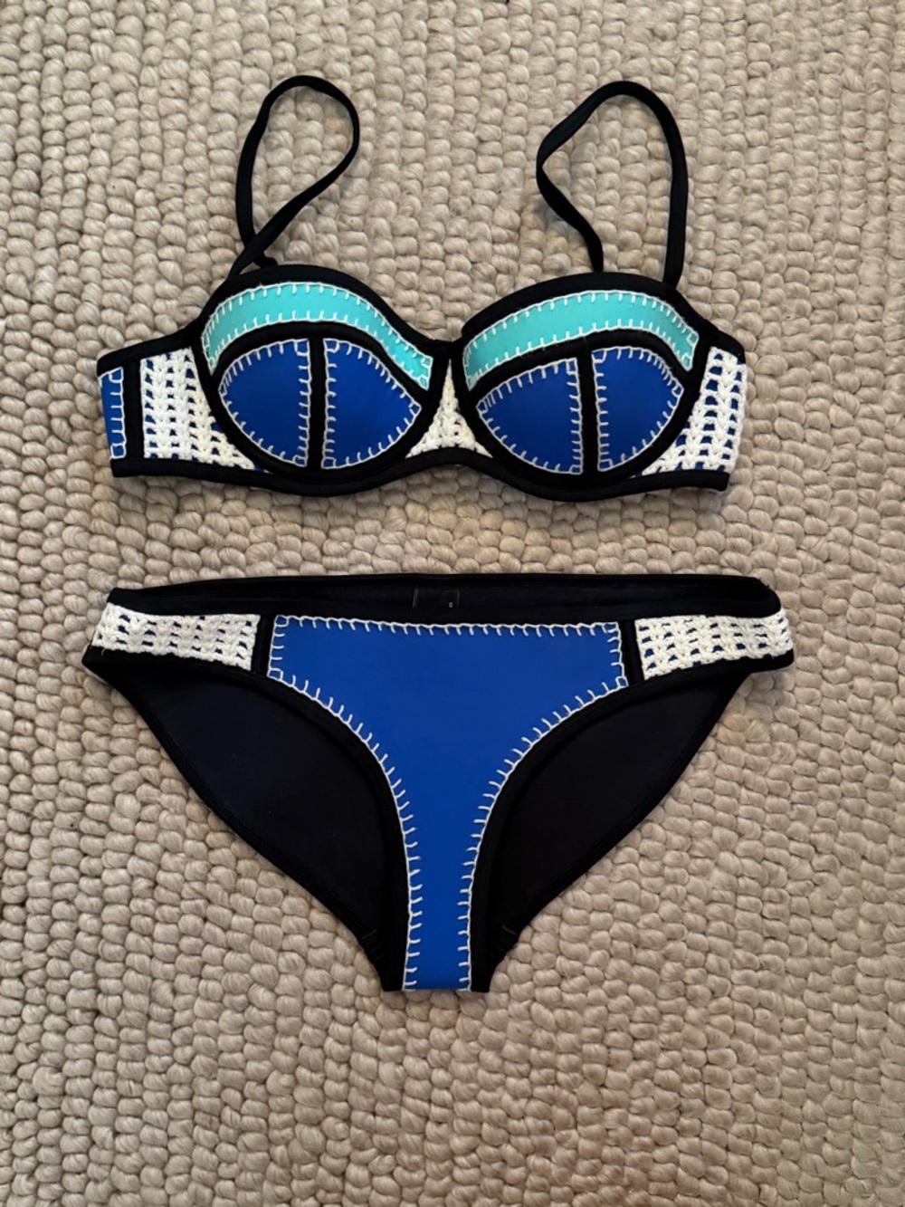triangl swimwear Blue & Teal Colorblock Bikini Set